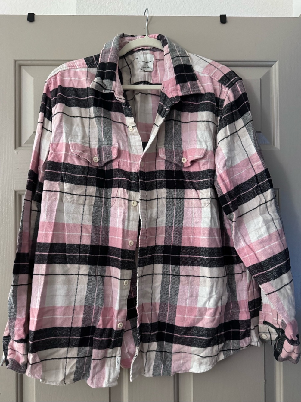 American Eagle Outfitters Pink Black White Plaid Button-Up Shirt